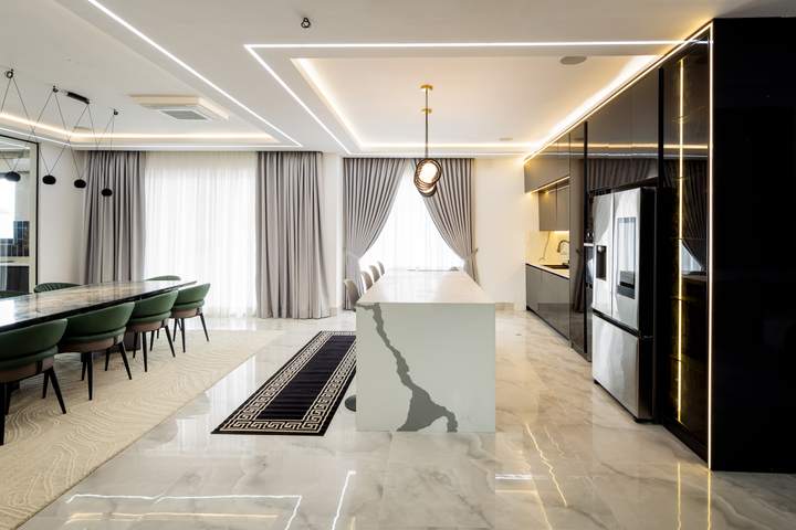 Kitchen and dining area
