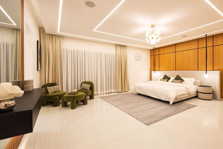 Master bedroom with sitting area